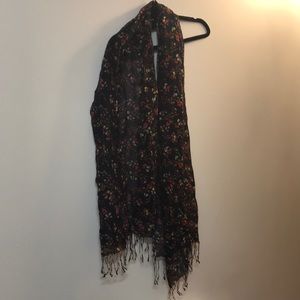 Blue w/flowers scarf